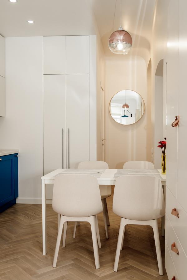 Art Of The Apartment Lviv Exterior foto